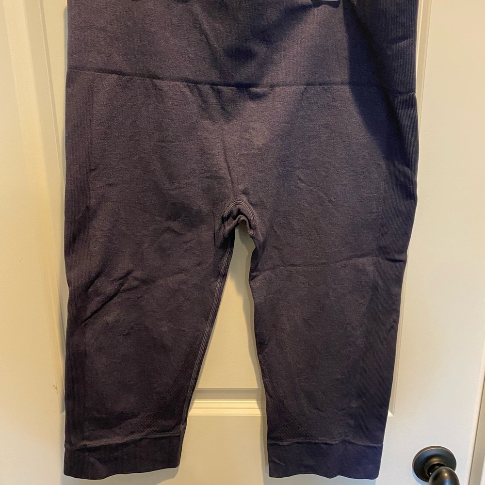 Capris lululemon